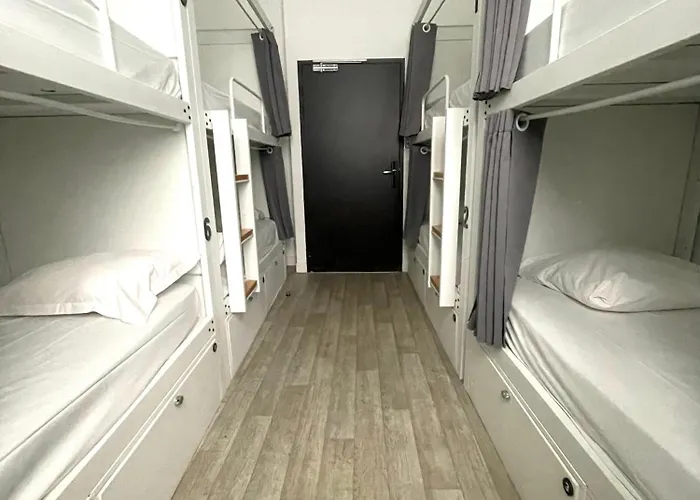 Le Couvent - Hostel